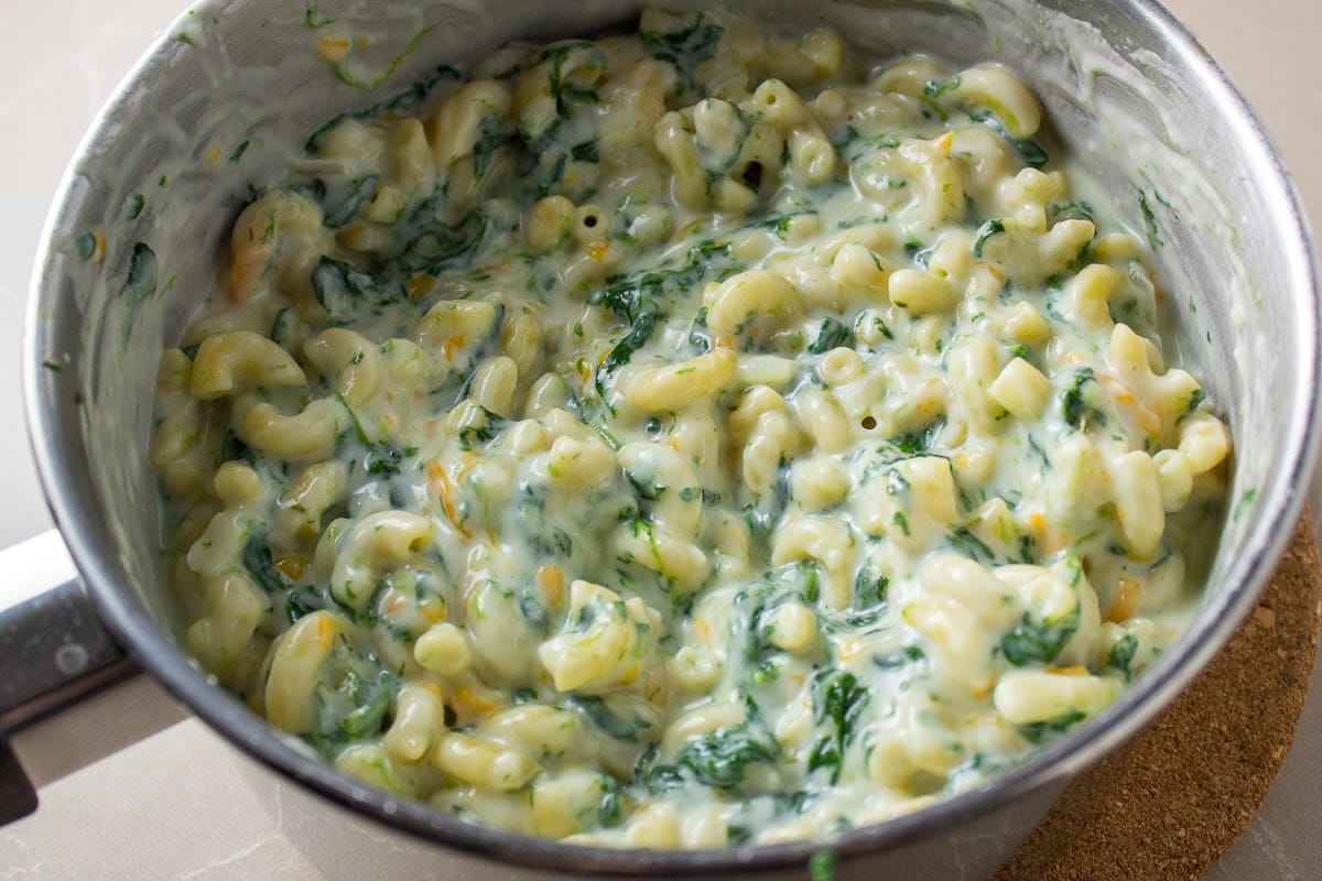 spinach mac and cheese in pot