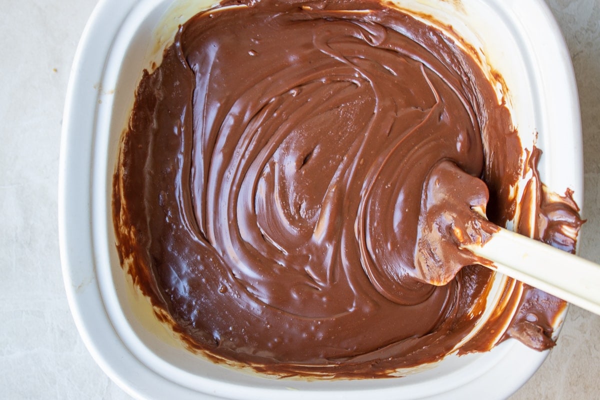 chocolate fudge mixture in bowl