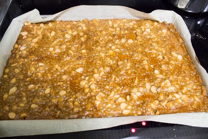 Nutty Toffee Graham Crave Bars