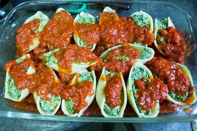 Stuffed Cheese Spinach Pasta Shells