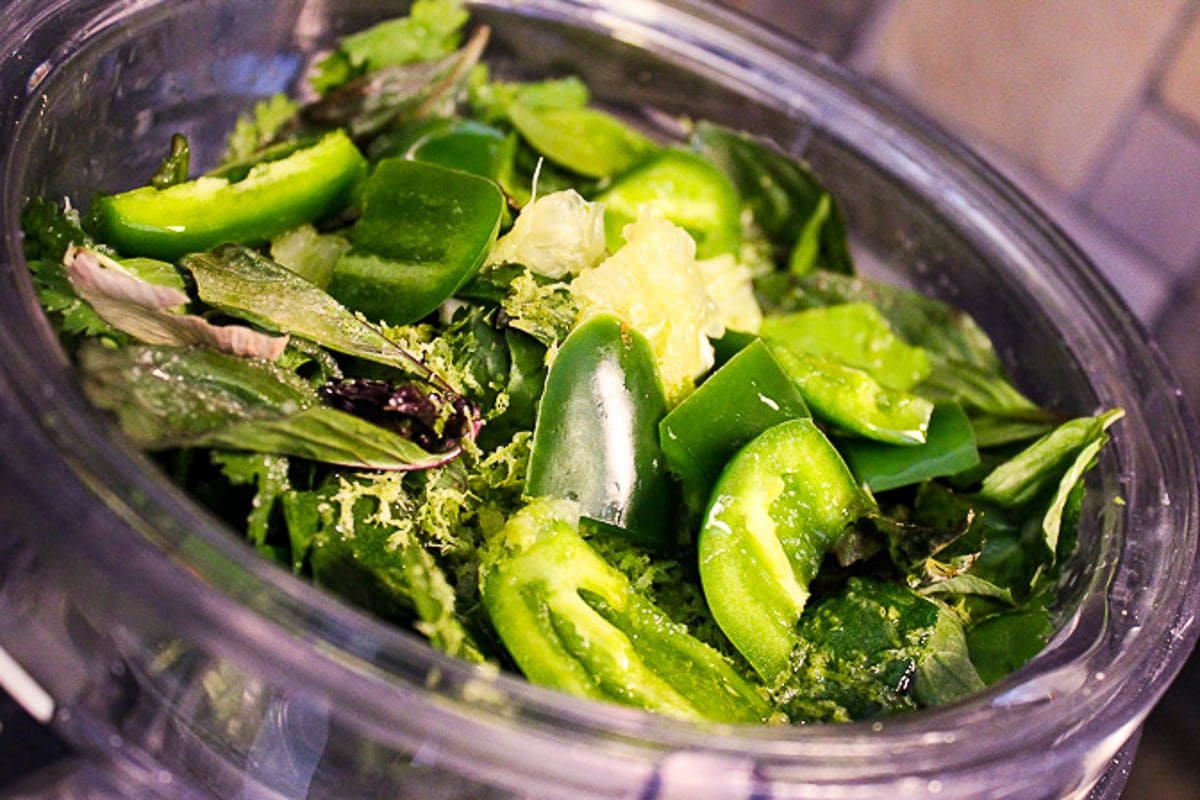 green curry paste ingredients in food processor bowl