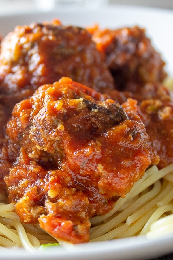 all-purpose Italian meatballs with tomato sauce on spaghetti p2