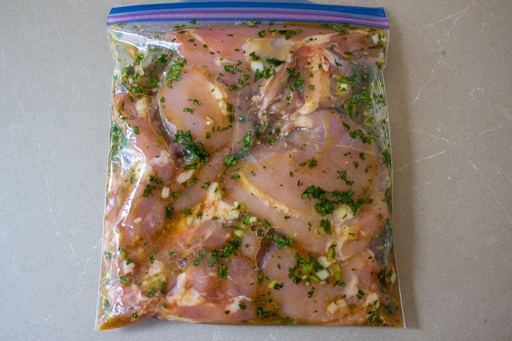 chicken marinating in ziploc