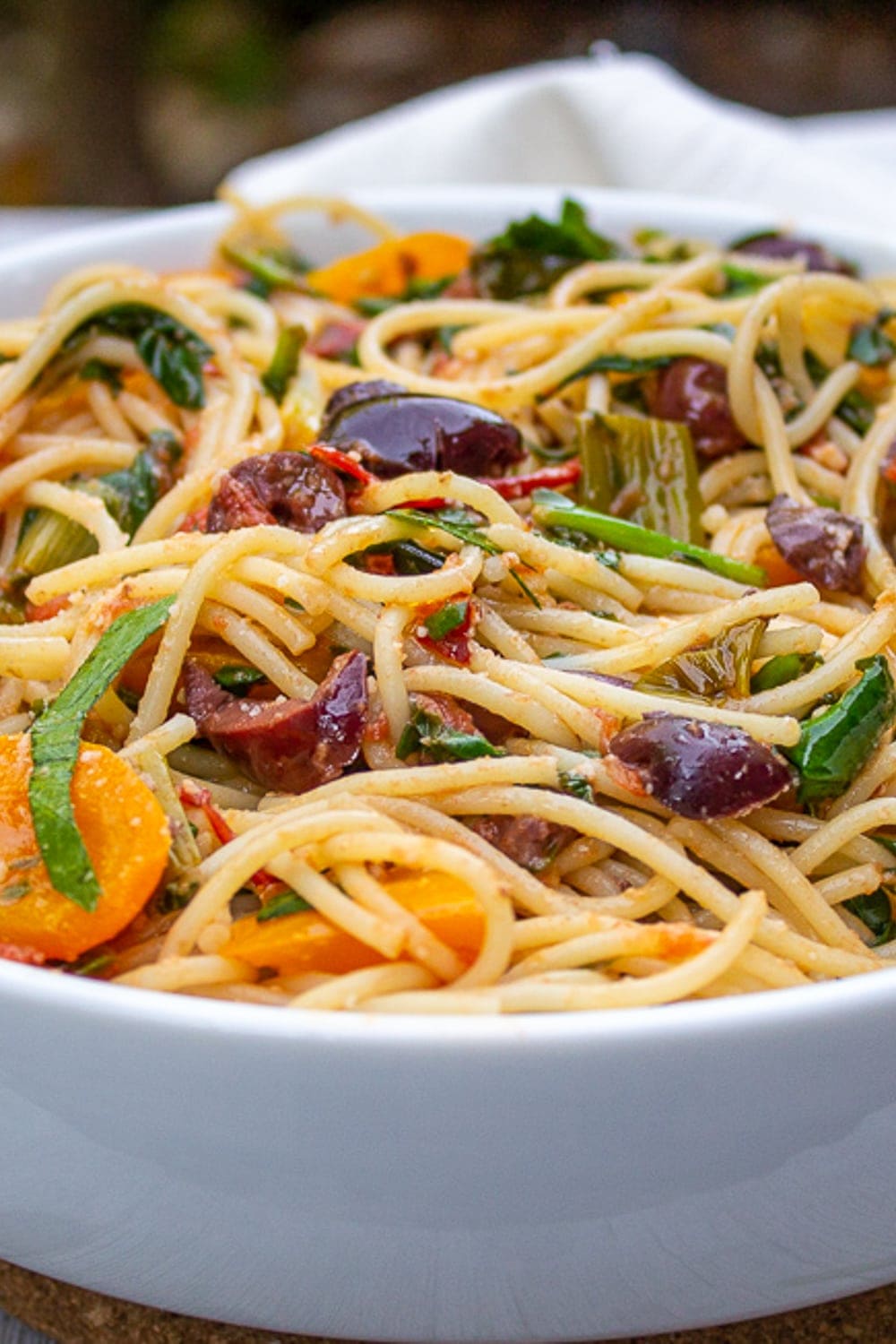 Simple Mediterranean Spaghetti (22 Minutes) - Two Kooks In The Kitchen