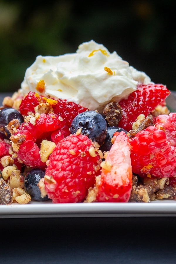 Berry Crumble No Bake 10 Minutes Two Kooks In The Kitchen berry-crumble-no-bake-10-minutes-two-kooks-in-the-kitchen