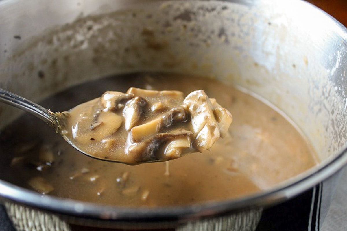 mushroom gravy in pot