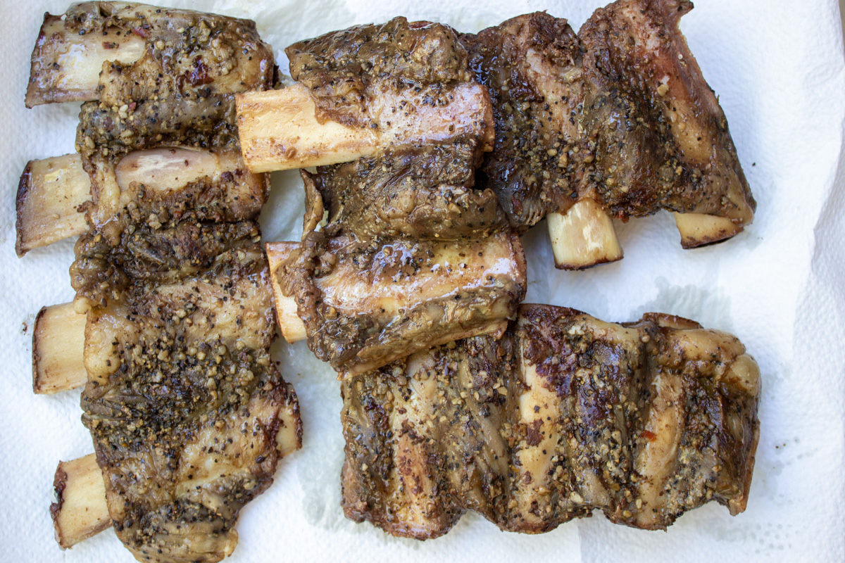 beef ribs on cutting board after sous vide