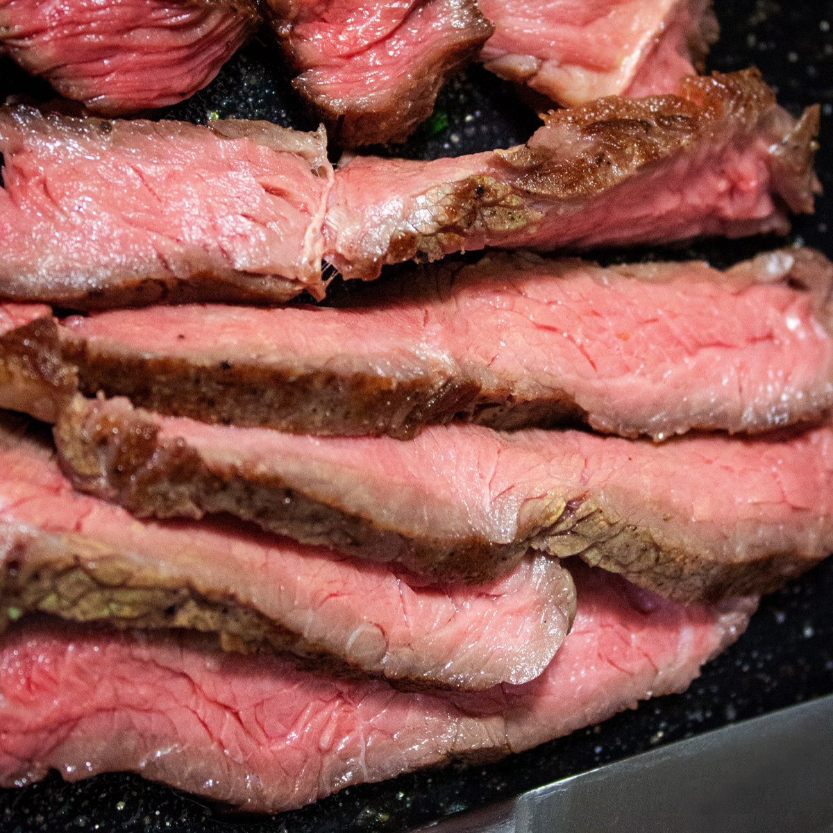 Cabecear ruptura gritar Best Sous Vide New York Strip Steak - Two Kooks In The Kitchen