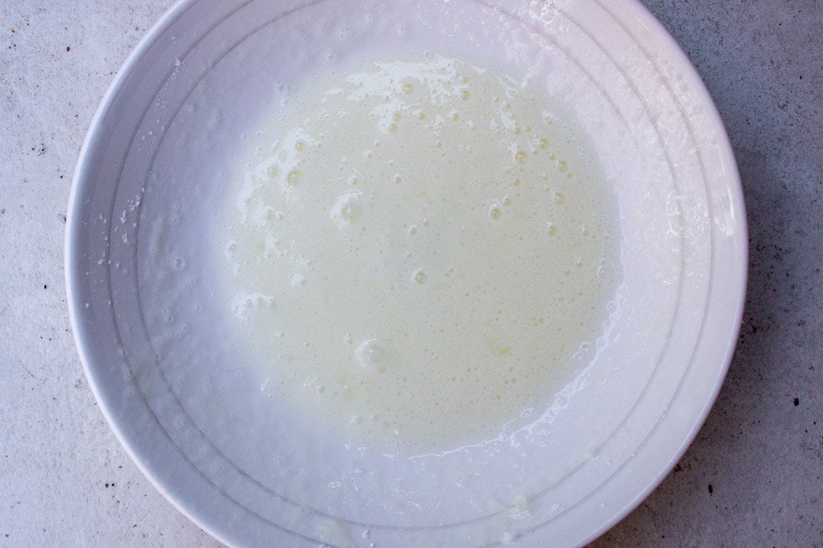 egg whites and cornstarch mixed on bowl.