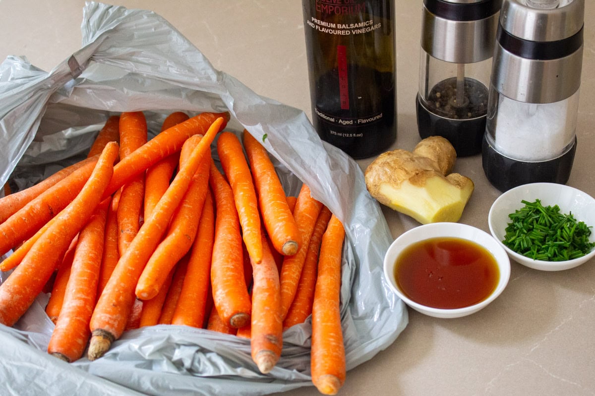 Raw carrots, balsamic vinegar, maple syrup, ginger, salt, lime juice, fresh thyme.