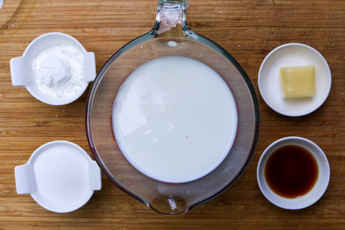Cornstarch, sugar, milk, vanilla extract, and butter.
